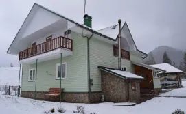 Приватна садиба Під Кичеркою