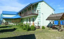 Приватна садиба Тихий дворик