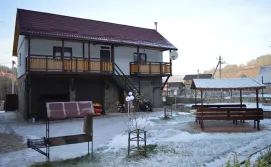 Котедж Pogar Inn Cottage