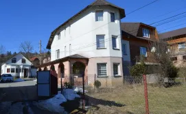 Приватна садиба Гостинна