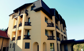 Готель Аратта