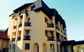 Готель Аратта