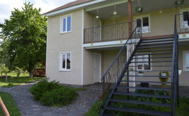 Приватна садиба Яна