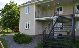 Приватна садиба Яна