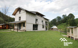 Гостьовий будинок Гірська роса