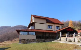 Готель Кичера