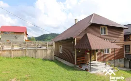 Приватна садиба У Маркіяна біля Тростяну