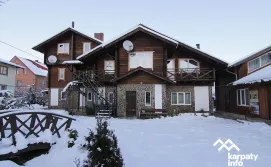 Приватна садиба Зарічна