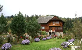 Приватна садиба Гуцульський двір