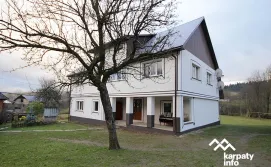 Приватна садиба Край дороги