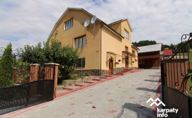 Приватна садиба У Коса