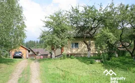 Приватна садиба Хвалена хата