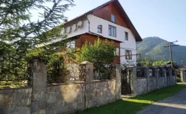 Приватна садиба У Марії під горою