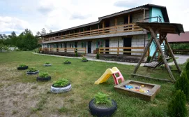 Гостинний двір Шкільна