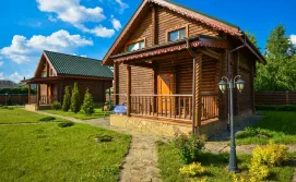 Приватна садиба Між двох озер