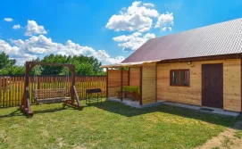 Будиночок на кургані