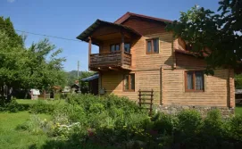 Приватна садиба Гостинна Хата