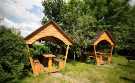 Котедж для 6 осіб (з банькою)