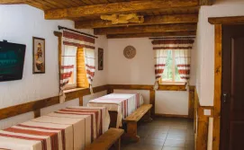 Гостинний двір Світлиця