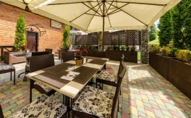 Готель 5 камінів