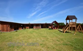 Приватна садиба Озерний край