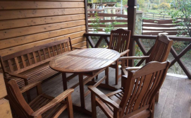 Приватна садиба Коло друзів