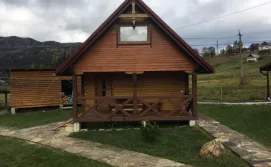 Приватна садиба Коло друзів