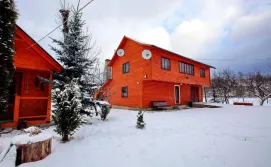 Котедж Медова Хата