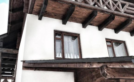 Приватна садиба Тіна