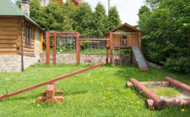 Приватна садиба Золота рибка