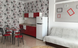 Апартаменти Town-house Golden Bugaz