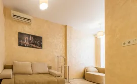 Апартаменти Золотий бугаз біля моря