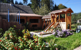 Приватна садиба Яна