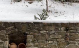 Приватна садиба У Івана Під Липами