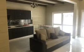 Будинок Кольорове життя