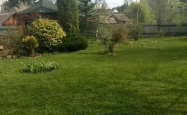 Приватна садиба Сімейна хатинка