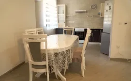 Котедж Yellow house