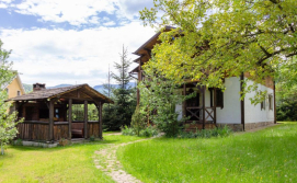 Коттедж "Плай"