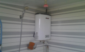 Домик на берегу моря