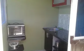 Домик на берегу моря