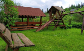 Приватна садиба Квітковий рай