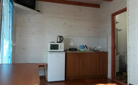 Домик Островье, Набережная, 10 №5