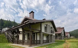 Котедж Sherwood Chalet