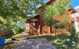 Котедж Лісова хатинка