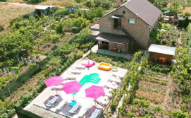 Гостьовий будинок Кам'яний двір