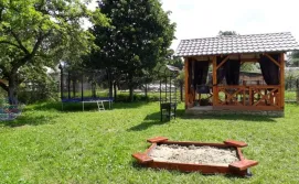 Приватна садиба Yeva