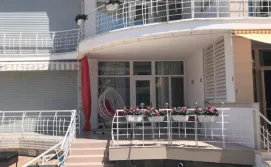 Апартаменти Apartment near the sea