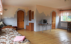 Приватна садиба Коло друзів