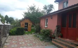 Гостьовий будинок Ваша Хата