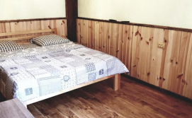 Приватна садиба у Бажанів